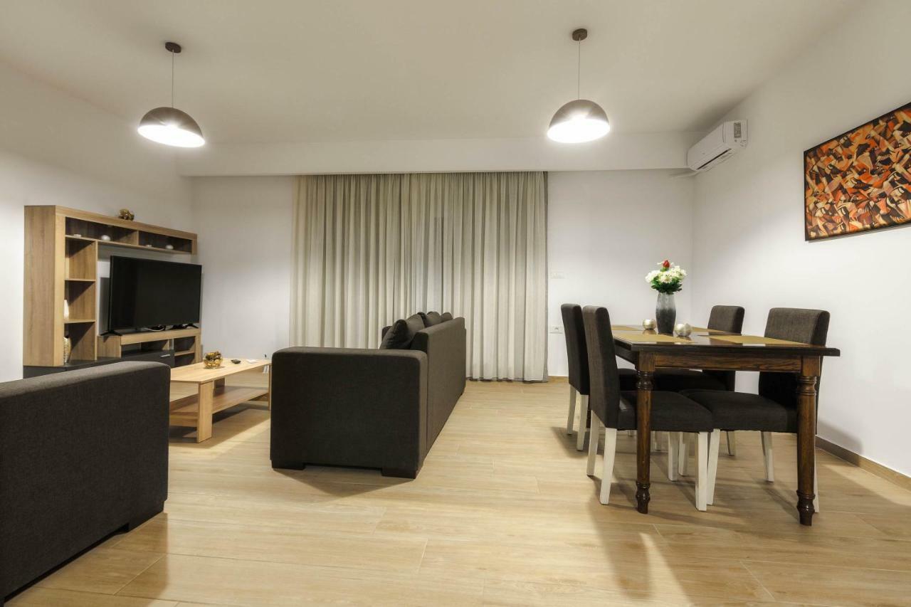 Oresteia Downtown Apartment 자킨토스 타운 외부 사진